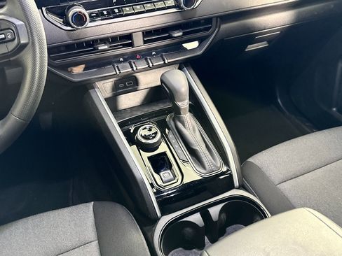 Used 2025 Chevrolet Colorado Trail Boss image 27