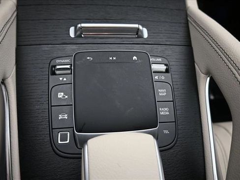 Certified 2026 Mercedes-Benz GLE 450 4MATIC image 18