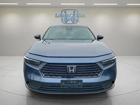 Used 2025 Honda Accord SE image 8