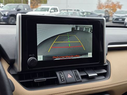 Certified 2025 Toyota RAV4 XLE Premium image 28