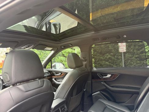 Used 2017 Audi Q7 3.0T Premium Plus image 34