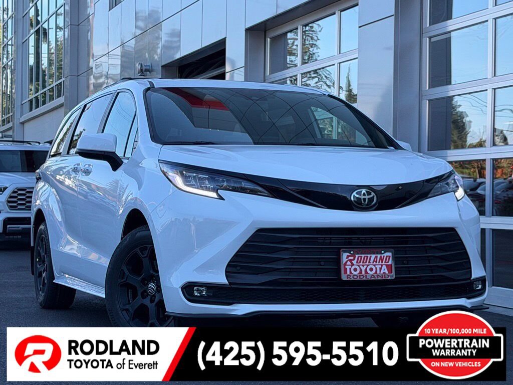 New 2026 Toyota Sienna XLE Woodland Edition AWD/4WD image 1