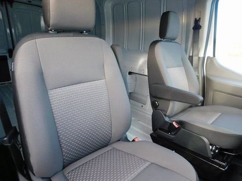 New 2026 Ford Transit 250 148 Medium Roof image 17