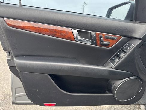 Used 2011 Mercedes-Benz C 300 Sedan image 29