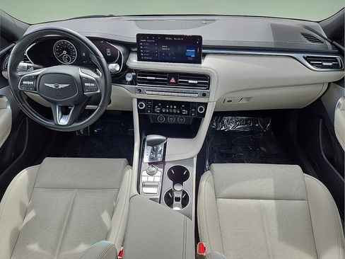 Used 2024 Genesis G70 2.5T image 17