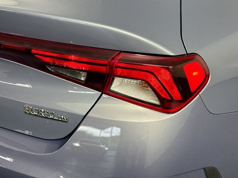 Used 2022 Kia K5 LX image 33