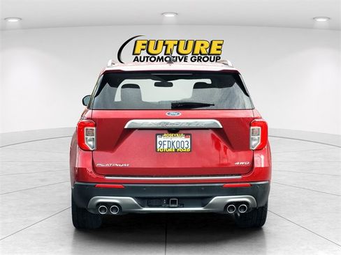 Certified 2022 Ford Explorer Platinum w/ Equipment Group 601A image 5
