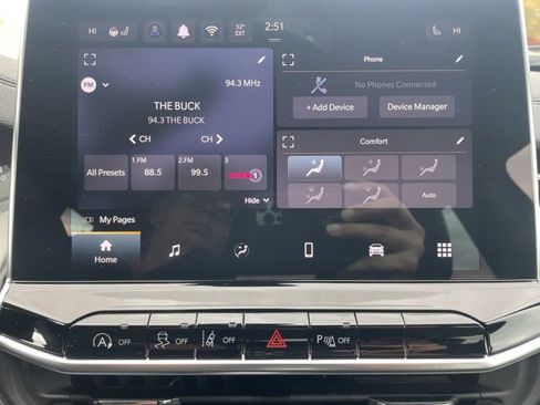 Used 2024 Jeep Compass Limited image 4