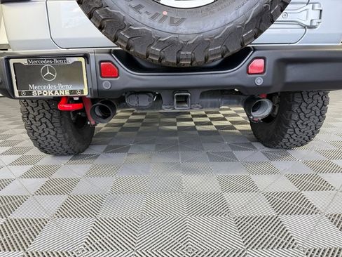 Used 2024 Jeep Wrangler Unlimited Rubicon AWD/4WD image 13