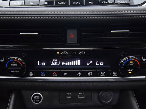Used 2022 Nissan Rogue Platinum w/ Head-Up Display Package FWD image 29