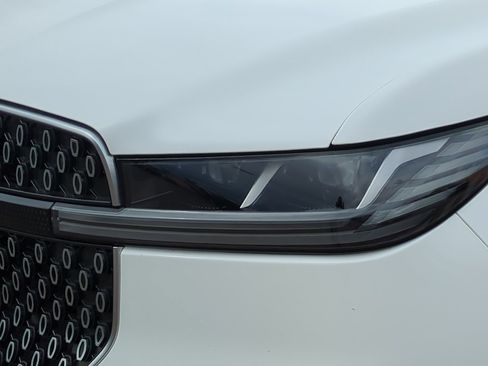 Used 2025 Lincoln Navigator Reserve AWD/4WD image 11