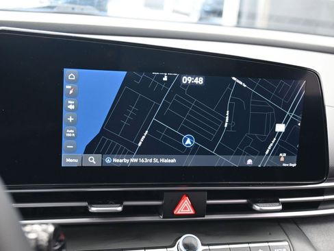 Used 2023 Hyundai Elantra SEL w/ Convenience Package image 19