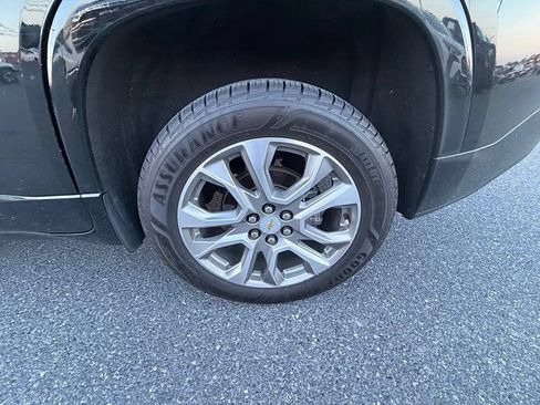 Used 2020 Chevrolet Traverse Premier w/ LPO, Floor Liner Package AWD/4WD image 16
