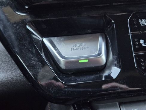 Used 2024 GMC Sierra 1500 AT4 w/ Technology Package image 26