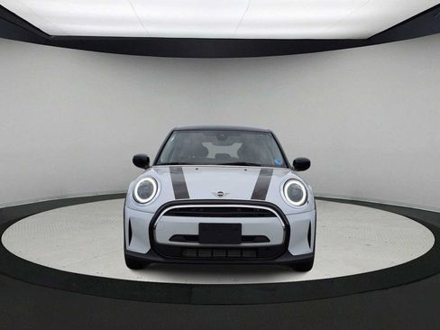 Certified 2024 MINI Cooper 4-Door Hardtop FWD image 3