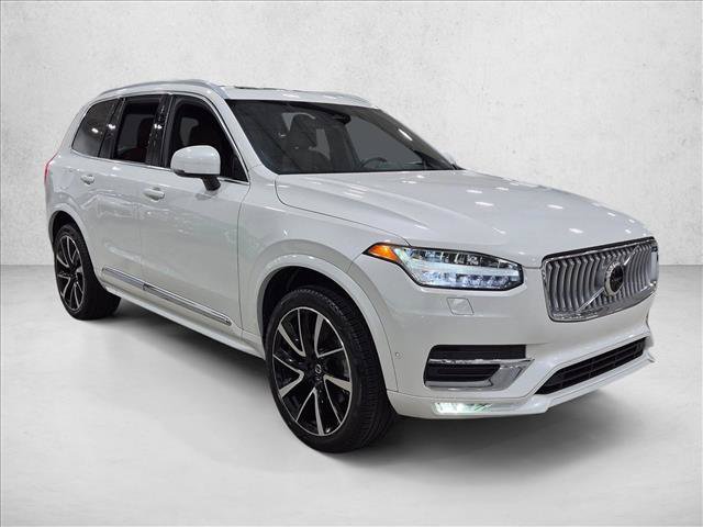 Used 2023 Volvo XC90 B5 Plus w/ Protection Package Premier AWD/4WD image 3