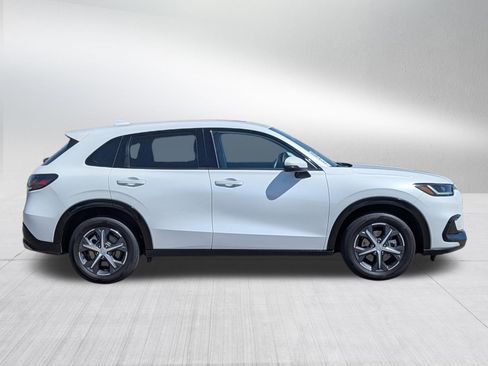 Used 2024 Honda HR-V EX-L image 8