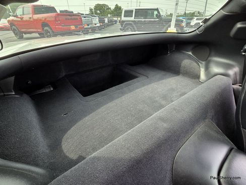 Used 2004 Chevrolet Corvette Z06 w/ Memory Package RWD image 48