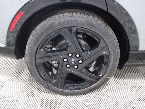 New 2026 Chevrolet Equinox EV RS image 38