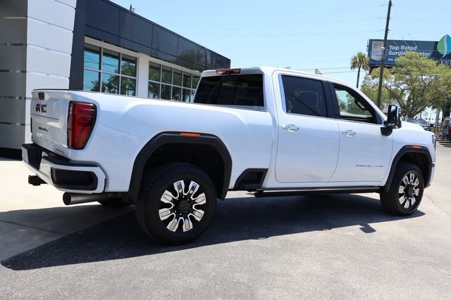 New 2026 GMC Sierra 2500 Denali w/ Denali Reserve Package AWD/4WD image 9