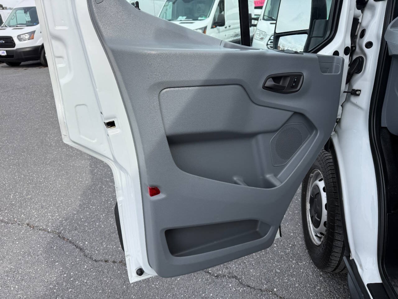 Used 2016 Ford Transit 150 130 Low Roof RWD image 11