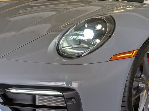 Certified 2024 Porsche 911 Targa 4S w/ Premium Package AWD/4WD image 13