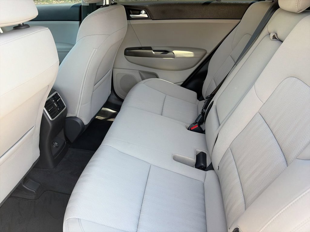 Used 2022 Kia Sportage LX FWD image 13