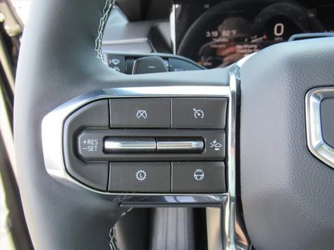 New 2026 GMC Acadia Denali Ultimate FWD image 22