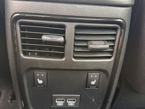 Certified 2022 Dodge Charger R/T RWD image 16