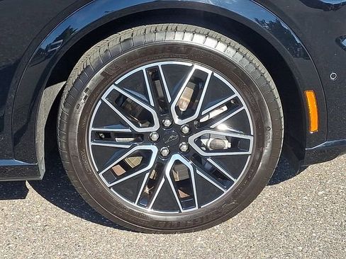 Certified 2024 Ford Mustang Mach-E Premium AWD/4WD image 8