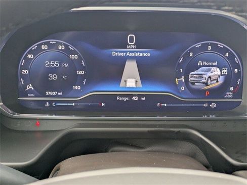 Used 2023 Chevrolet Tahoe Z71 w/ Z71 Off-Road Package image 8