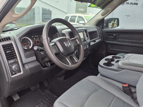 Certified 2018 RAM 1500 Express w/ Express Value Package AWD/4WD image 12