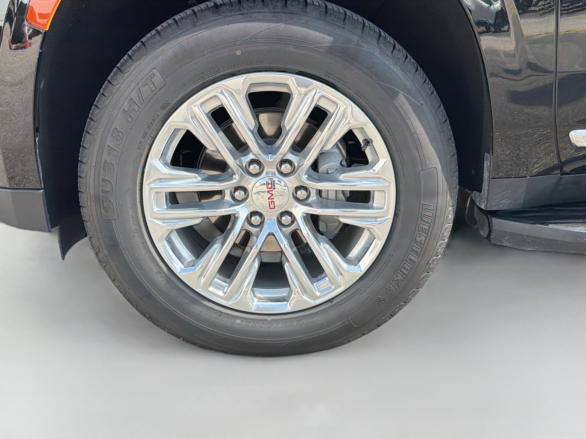 Used 2024 GMC Yukon SLT AWD/4WD image 42