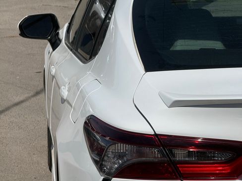 Used 2021 Toyota Camry SE FWD image 20