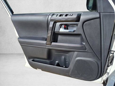 Used 2023 Toyota 4Runner TRD Off-Road Premium w/ Moonroof Package AWD/4WD image 13