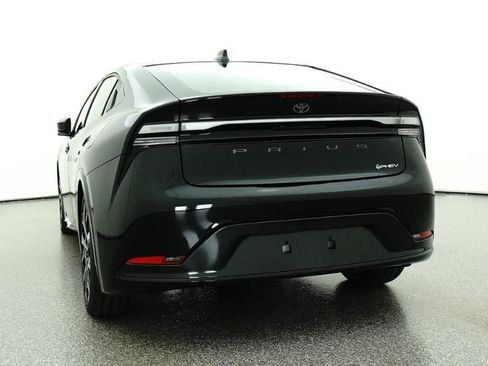 New 2026 Toyota Prius Plug-In Hybrid FWD image 22