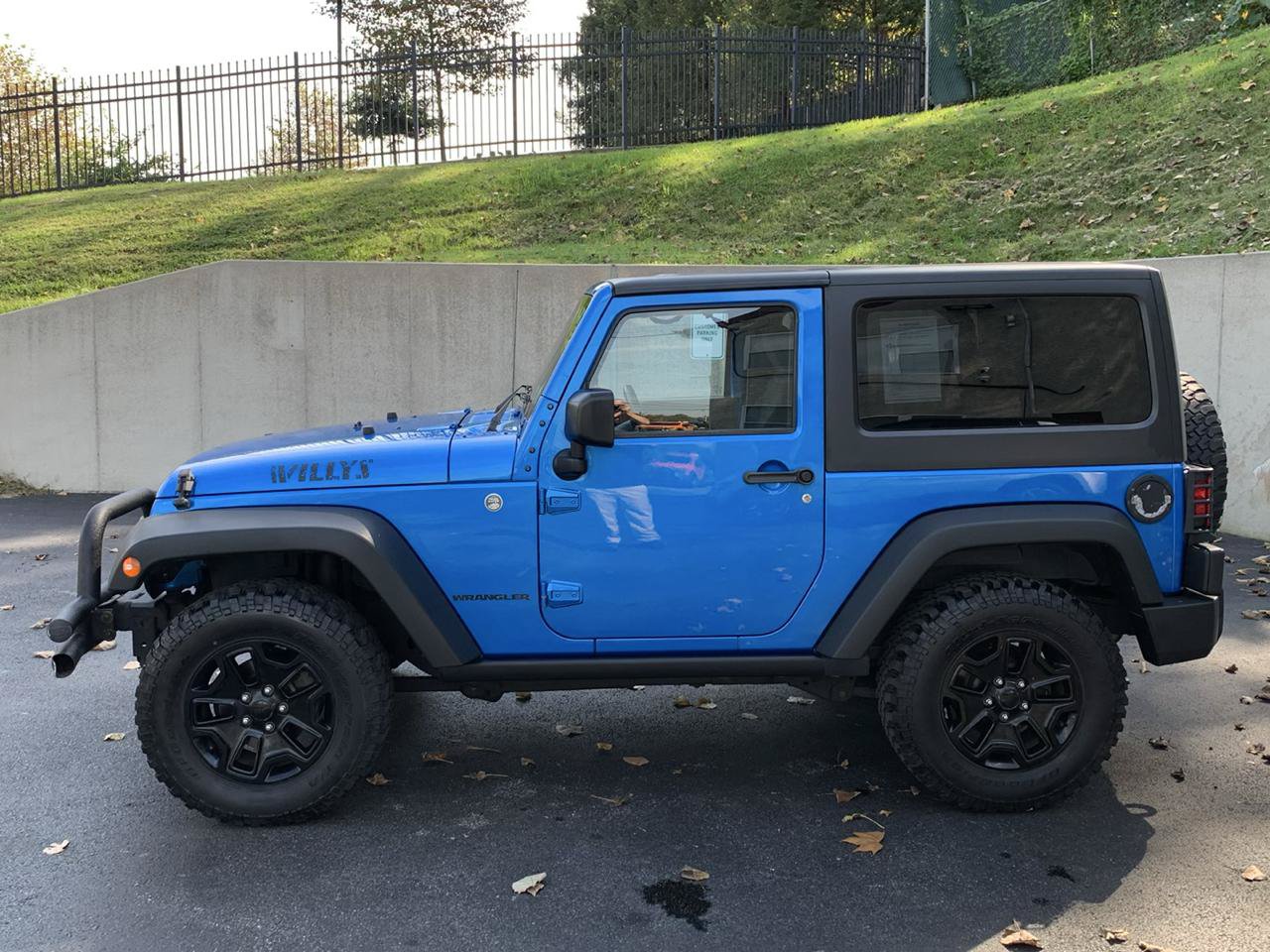 Used 2015 Jeep Wrangler Sport AWD/4WD image 2