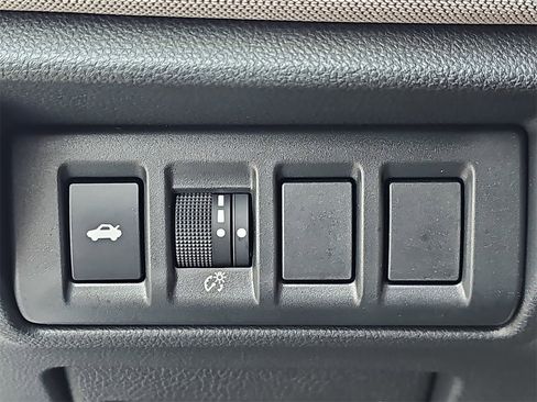 Used 2025 Subaru Legacy Premium image 29