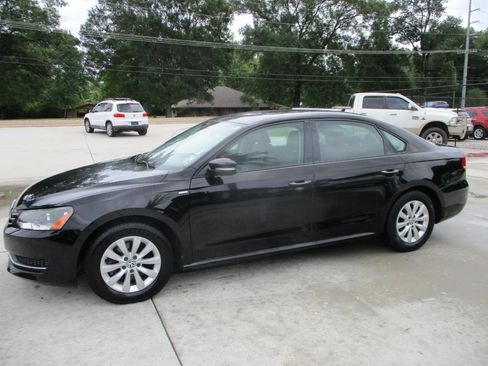 Used 2014 Volkswagen Passat 1.8T Wolfsburg Edition FWD image 22