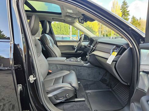 New 2026 Volvo XC90 B6 Ultra w/ Lounge Package AWD/4WD image 10