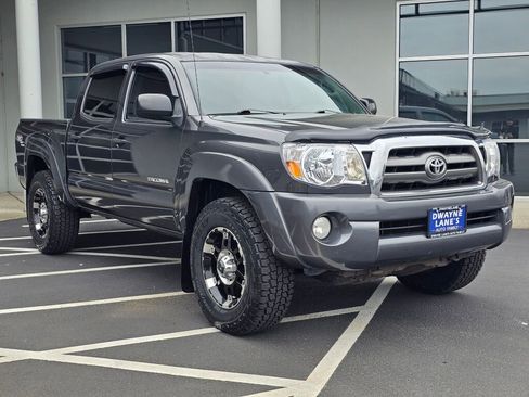 Used 2010 Toyota Tacoma 4x4 Double Cab image 7