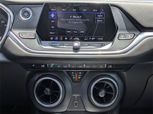 Used 2022 Chevrolet Blazer LT image 15
