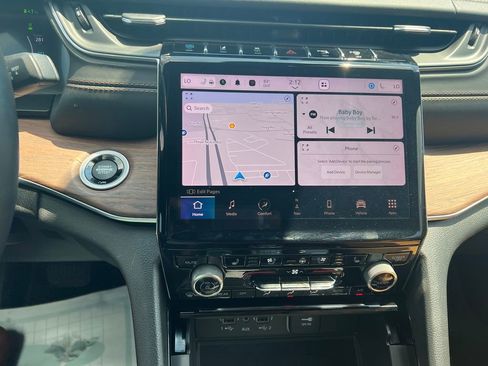 Used 2022 Jeep Grand Cherokee Summit w/ Advanced Protech Group IV image 23