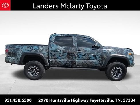 Used 2022 Toyota Tacoma TRD Off-Road AWD/4WD image 2