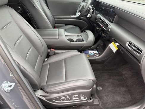 New 2026 Hyundai Palisade Calligraphy image 13