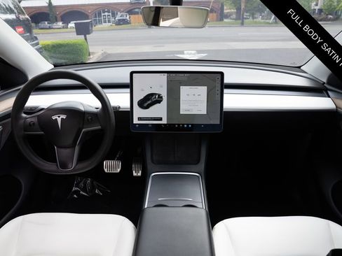 Used 2020 Tesla Model Y Long Range AWD/4WD image 9