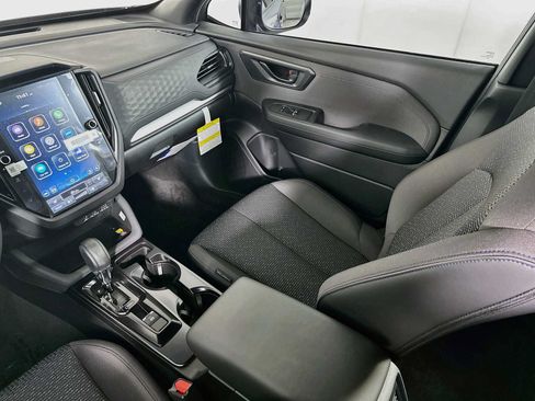 Certified 2026 Subaru Forester Premium w/ Base/Premium Package AWD/4WD image 21