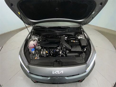 Used 2023 Kia Forte GT image 25