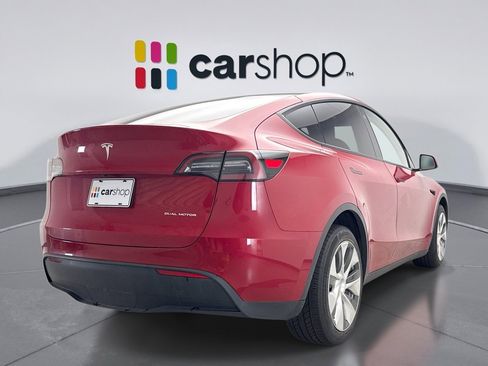 Used 2023 Tesla Model Y Long Range AWD/4WD image 5