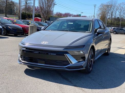 New 2026 Hyundai Sonata SEL FWD image 3
